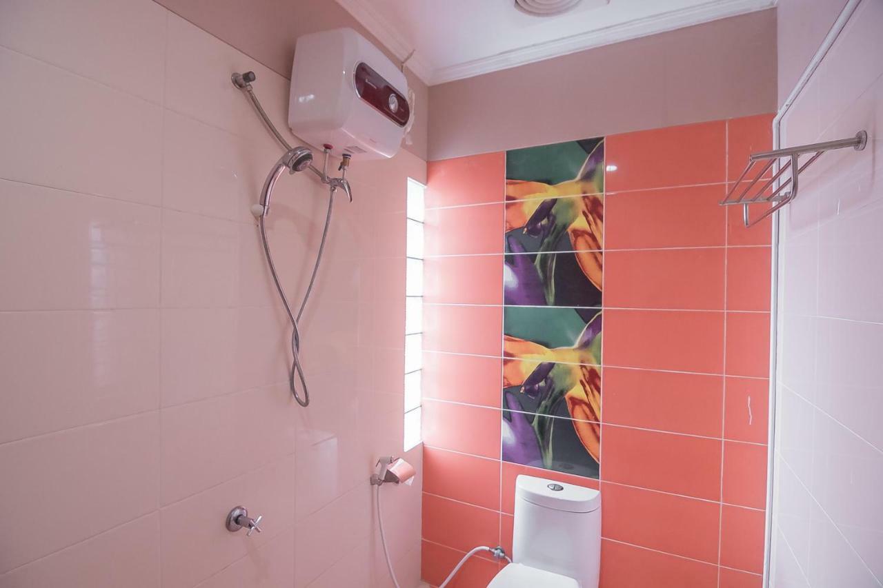 Reddoorz Plus @ Tanjung Pandan Belitung 2 Εξωτερικό φωτογραφία