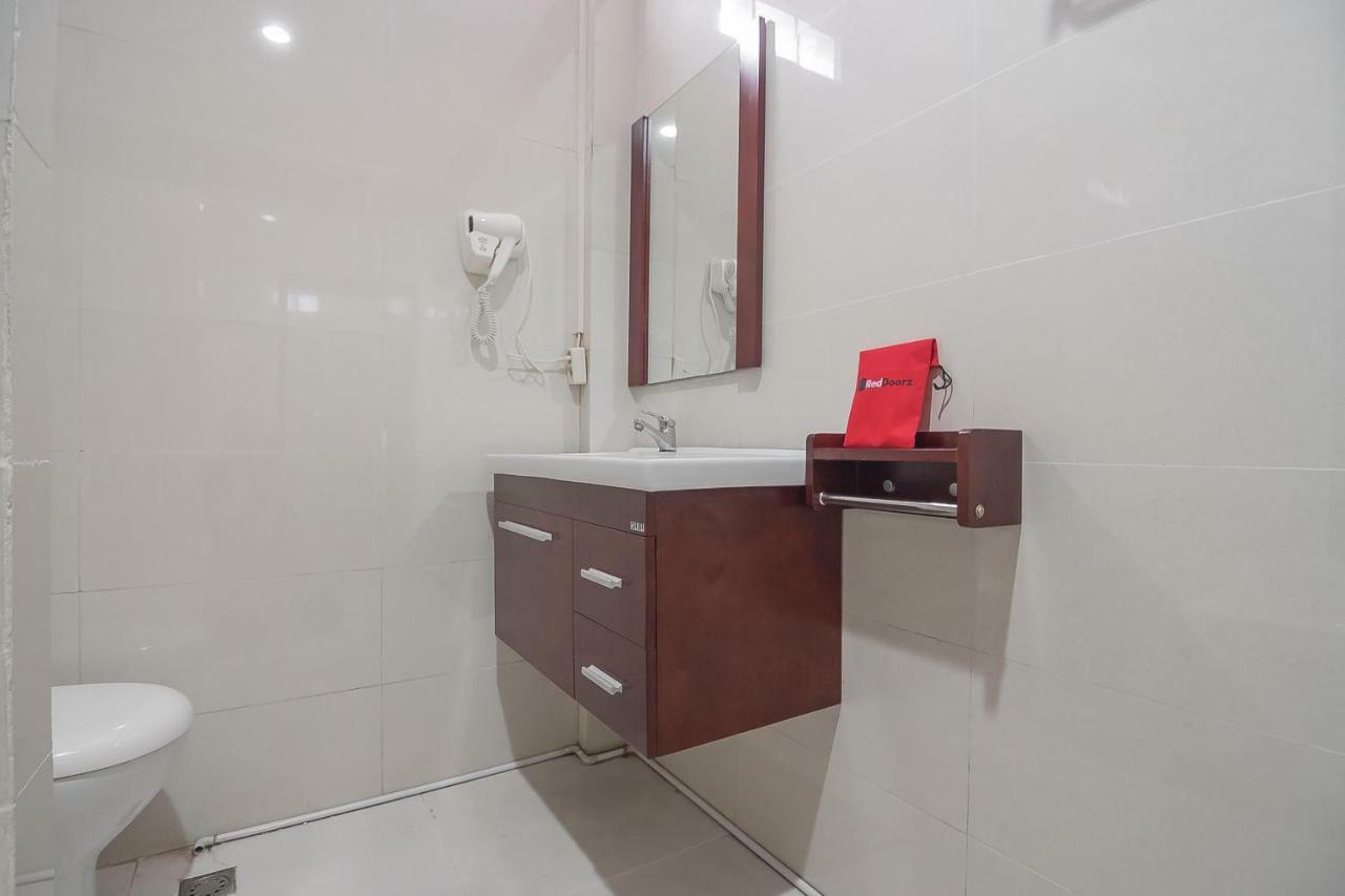 Reddoorz Plus @ Tanjung Pandan Belitung 2 Εξωτερικό φωτογραφία