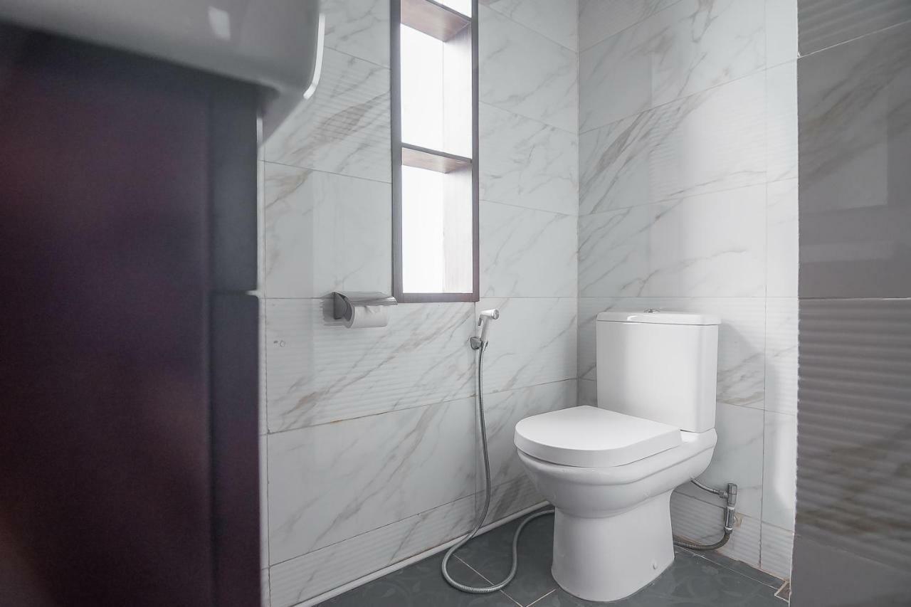 Reddoorz Plus @ Tanjung Pandan Belitung 2 Εξωτερικό φωτογραφία