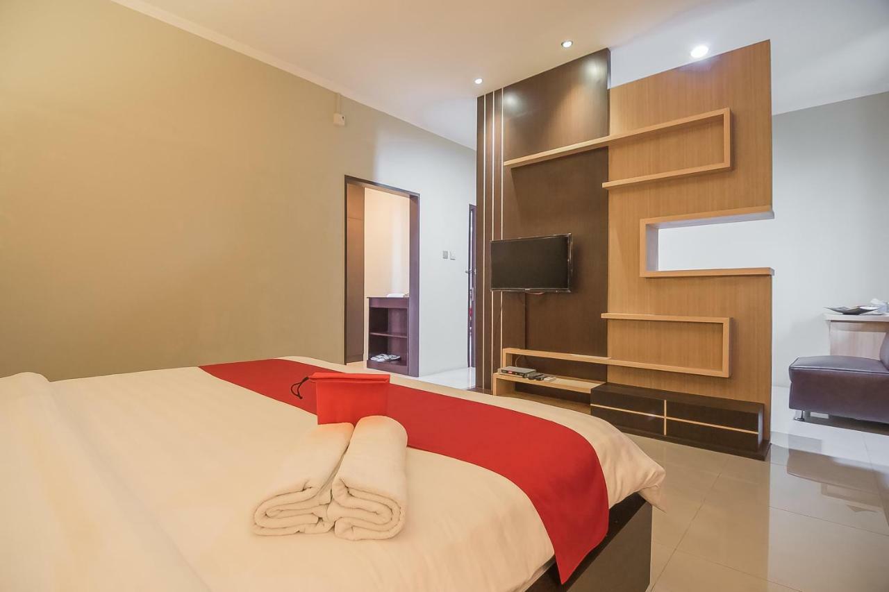 Reddoorz Plus @ Tanjung Pandan Belitung 2 Εξωτερικό φωτογραφία