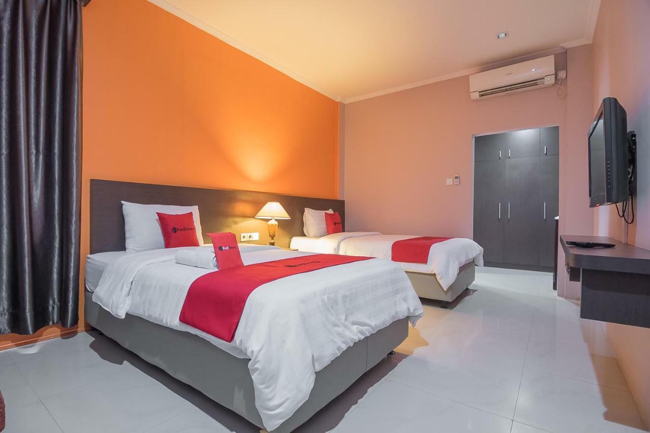 Reddoorz Plus @ Tanjung Pandan Belitung 2 Εξωτερικό φωτογραφία