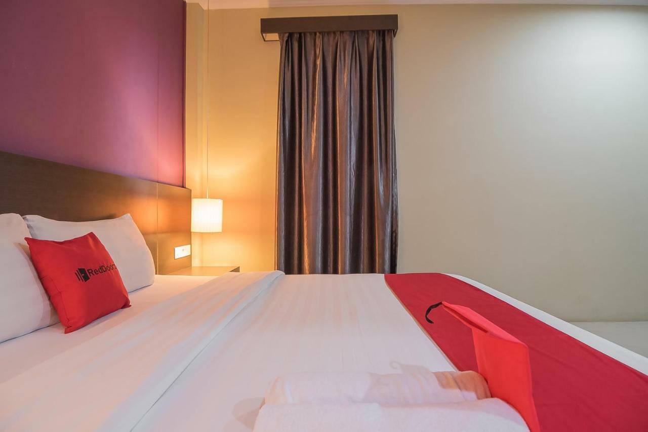 Reddoorz Plus @ Tanjung Pandan Belitung 2 Εξωτερικό φωτογραφία